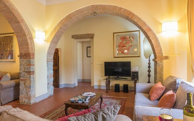 Villa Santa Maria 14