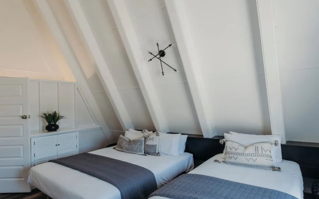 Nelson Palms Motel – Guest Rooms – Nelson Bay
