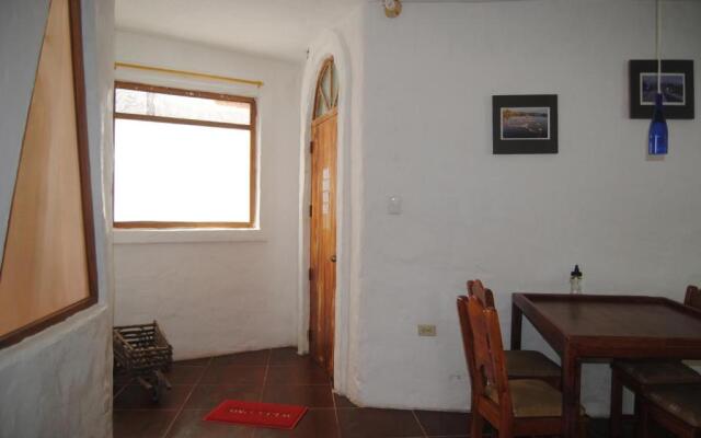 Hostal Galapagos by Bar de Beto