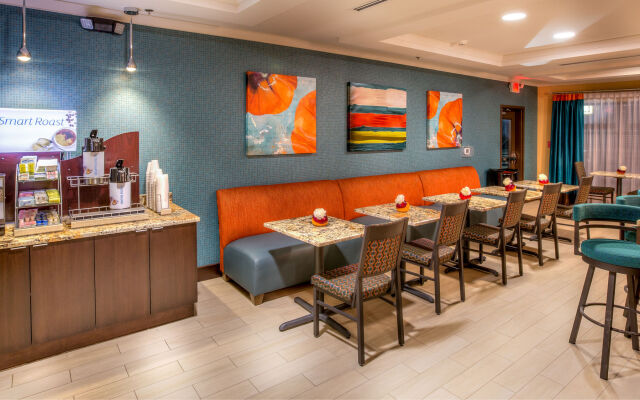 Holiday Inn Express Wichita South by IHG