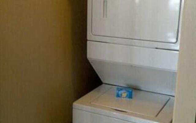 Pointe 400 by ExecuStay