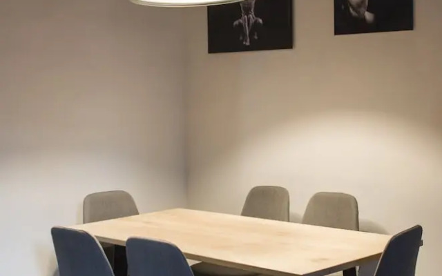 K43 Rooms and Apartments