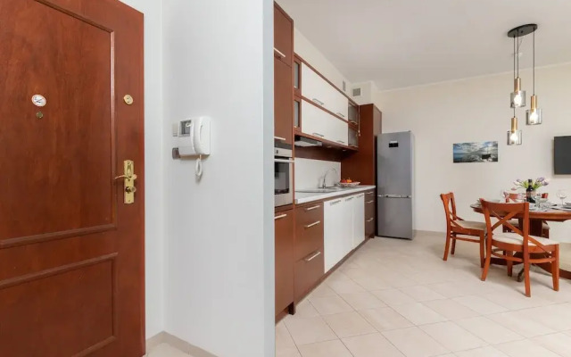 Patio Mare B8 Apartment by Renters