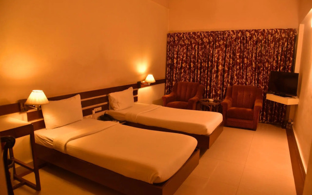 Hotel Poonja International