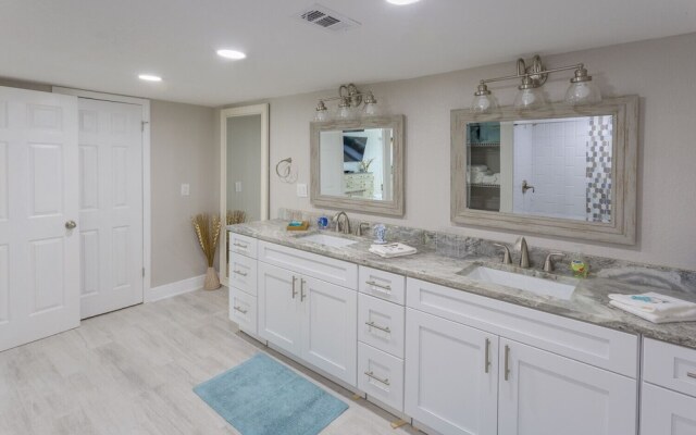 San Remo Beach Front Condo Star5vacations