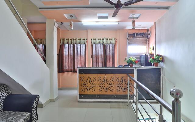 SPOT ON 47037 Hotel Liva