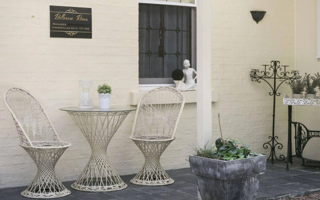 Springhill House on Pardalote