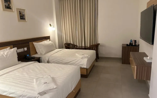 4 Guys Hotels