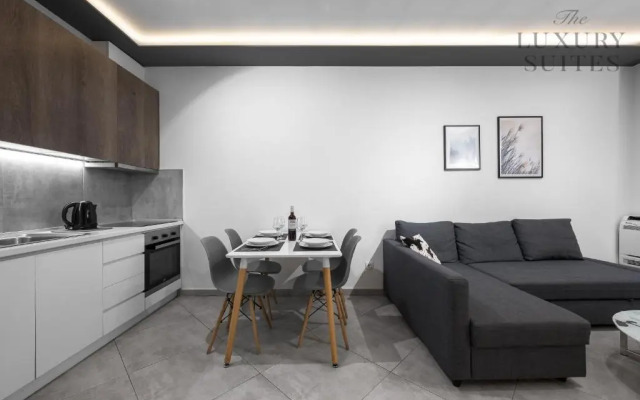 Adelle Apartments The Luxury Suites