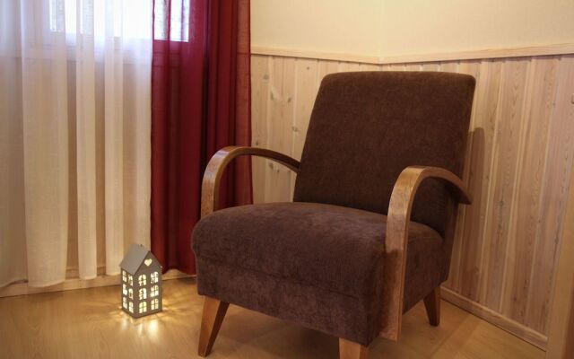 Isokenkäisten Klubi, Wilderness lodge