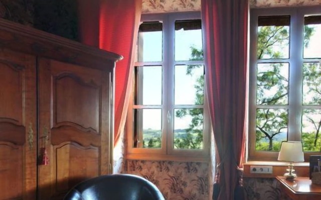 Relais Saint Roch Rest. La Petite Maison