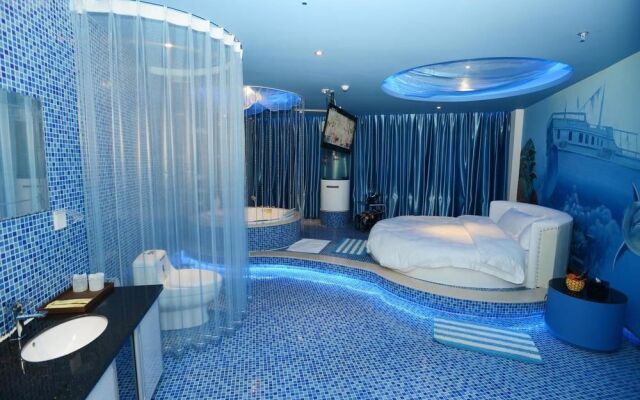 Ainors Hotel