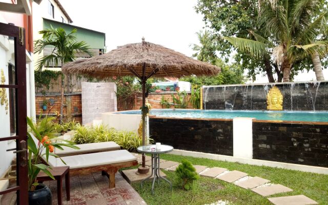 The Cashew Nut Guesthouse