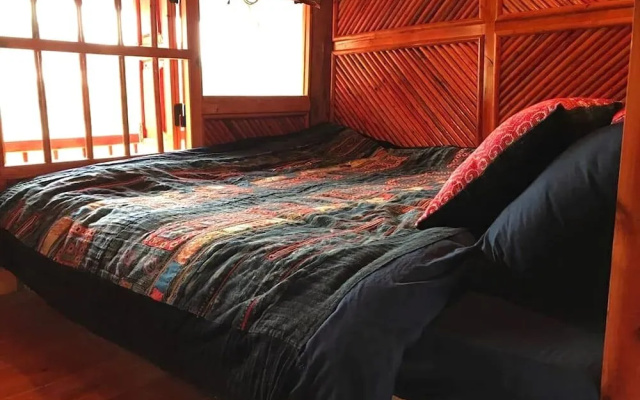 Indigo Snail Boutique Hmong Homestay