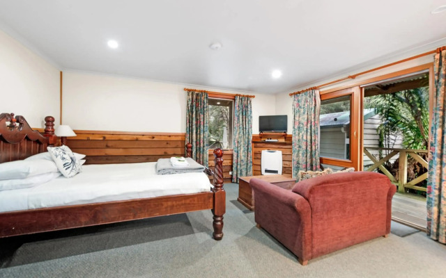 Cradle Forest Inn