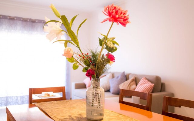 A04 - Large Modern 1 bed Apartment with pool by DreamAlgarve