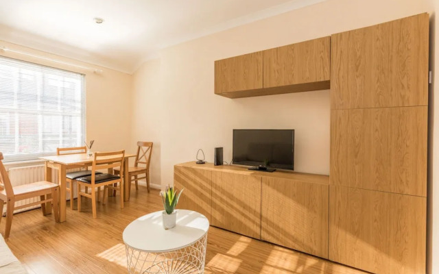 Eson2 - The Martlett Court Residence II