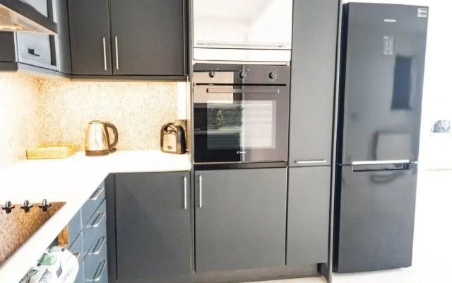 1, Kotzia str. & Poseidonos Avenue, Alimos