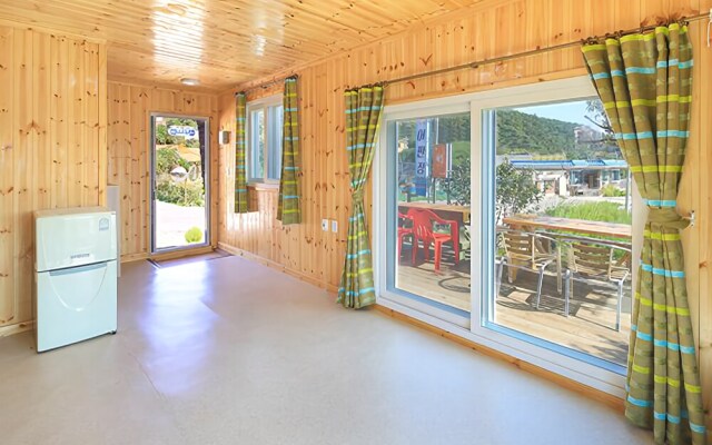 Ganghwa Spa in Caravan
