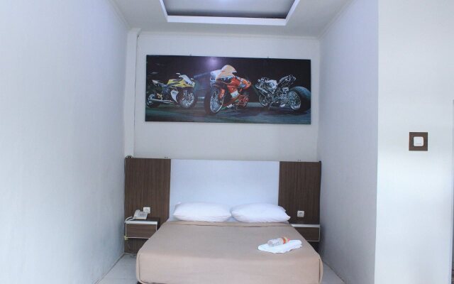 Shanrilla Hotel
