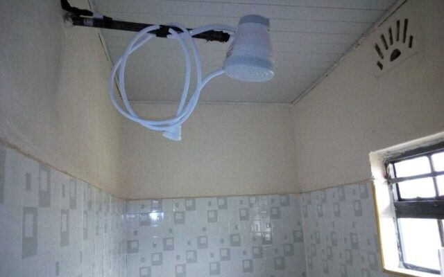 Kenvash Hotel