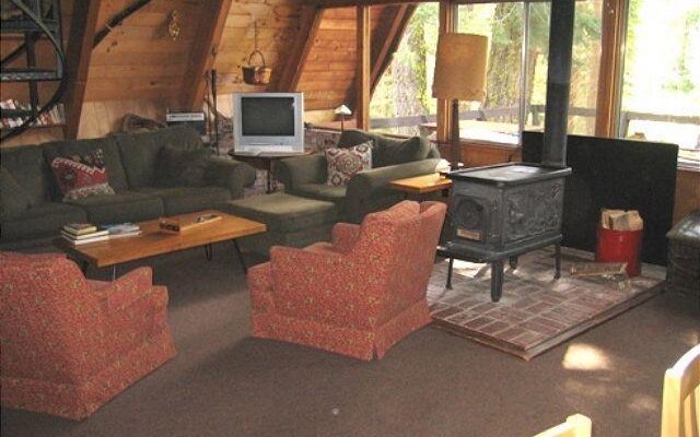 Barry Cabin by Tahoe Vacation Rentals