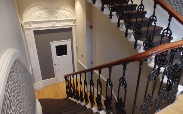Clarincarde Gardens Apartment