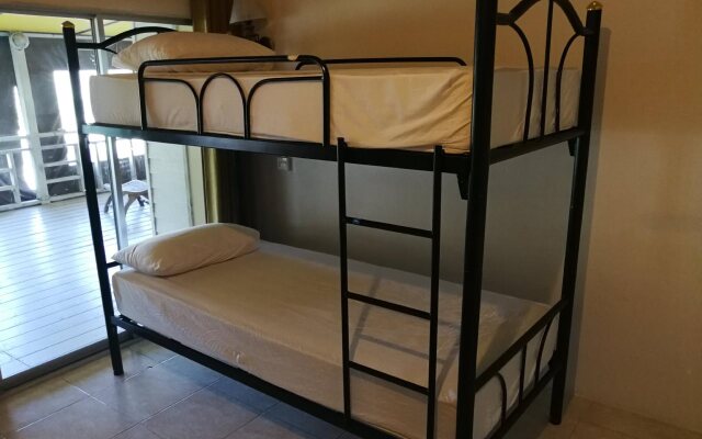 Jaya Hostel & Guesthouse