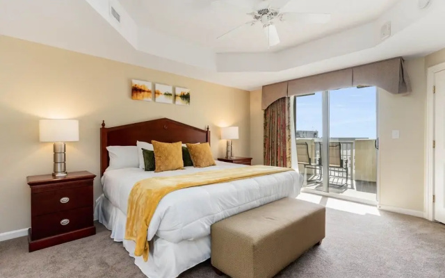 Ocean View 3 Bedroom Unit #1607 Royale Palms 3 Condo