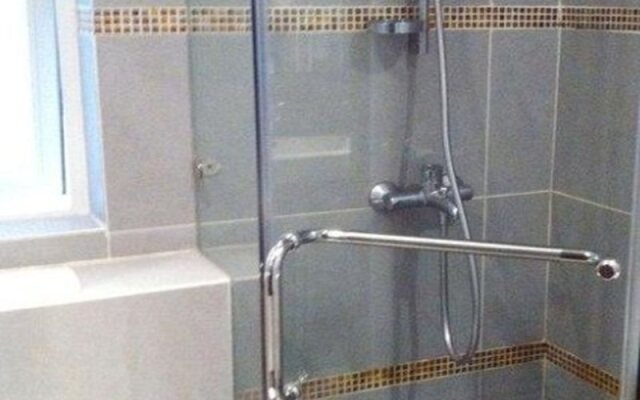 Shahe Century Hotel Apartment Store