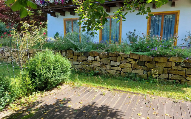 Stony Sea Apartments