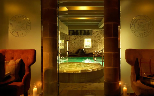 The Devonshire Arms Hotel
