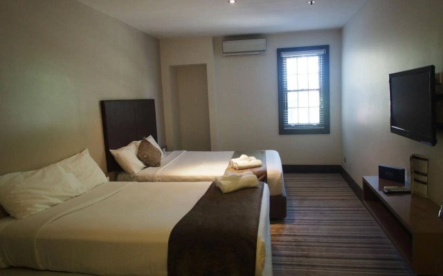 Southern Cross Hotel