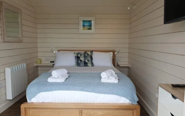 Toradh Cabin