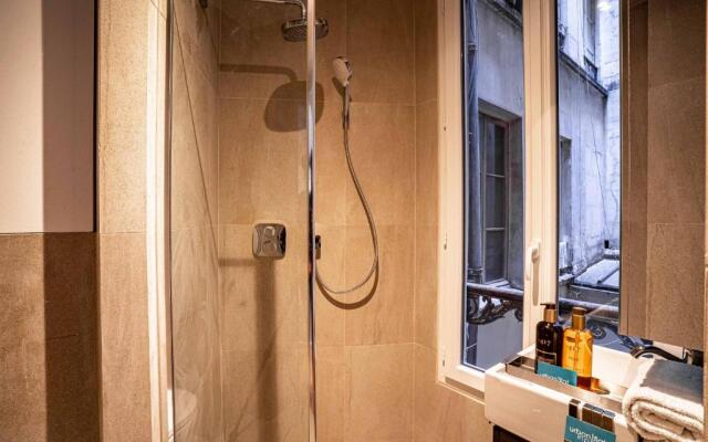 136 - Urban Beaumarchais Voltaire