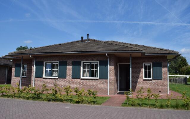Comfortable Bungalow Near the Veluwe