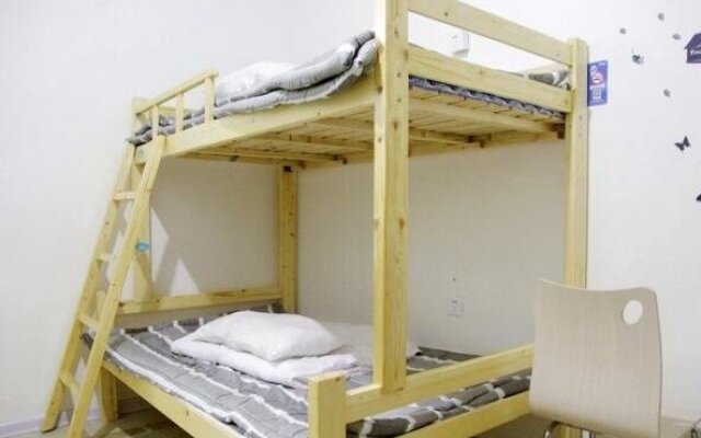 Qingdao No. 5 Youth Hostel