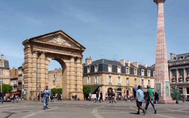 Appartement Ausone 37