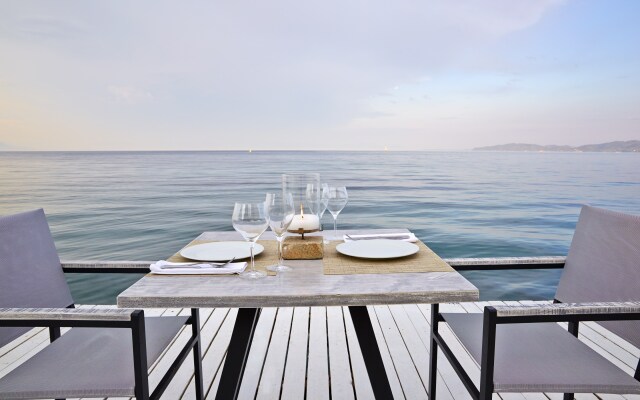 MarBella, Mar-Bella Collection Hotel