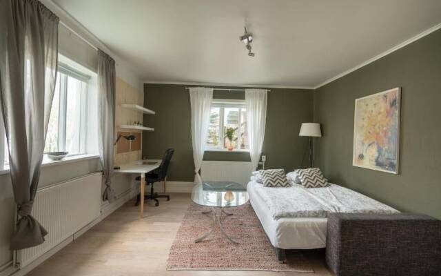 Bjarmó Guesthouse