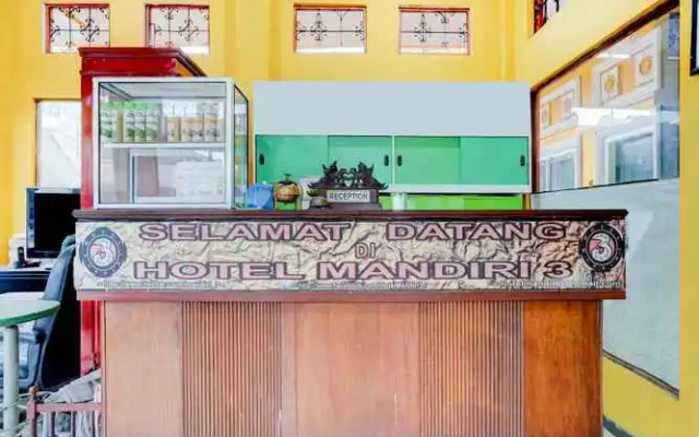OYO 90088 Hotel Mandiri Juanda