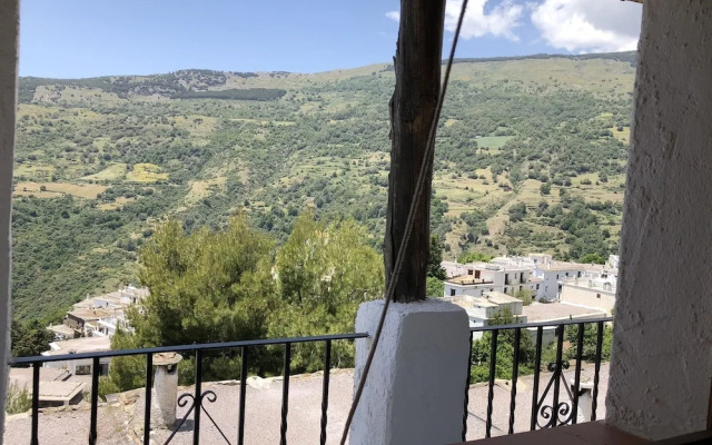 Apartamentos Poqueira