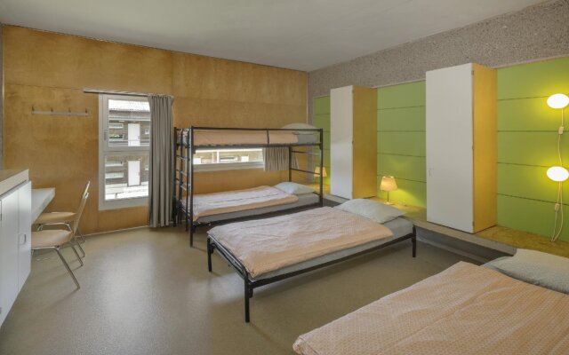 Lausanne Youth Hostel Jeunotel