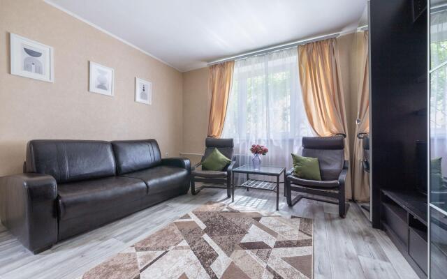 Apartlux na Amundsena