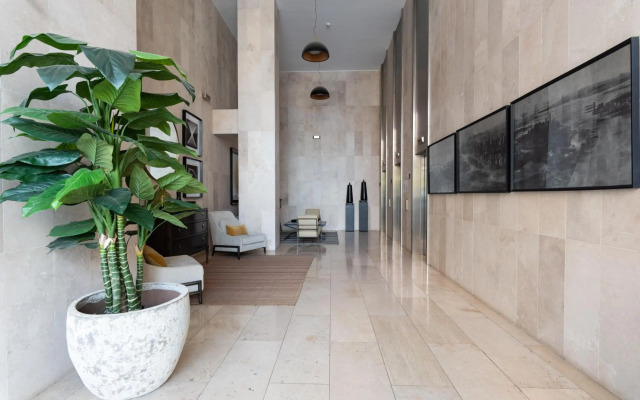 Uptown Wood - 1BR Parking Wifi Mall Pool