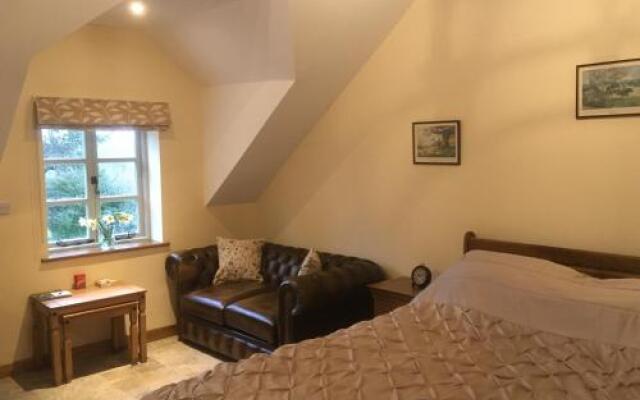 Woodleighton Cottages