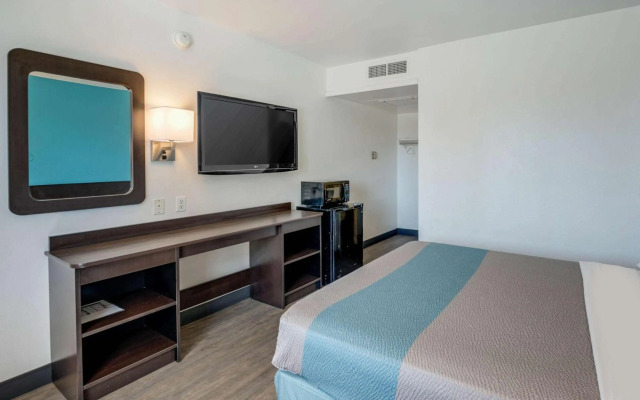 Motel 6 Winnemucca, NV