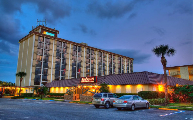 Rosen Inn, closest to Universal