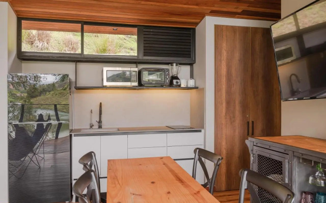 Joinn Houtel Guatape