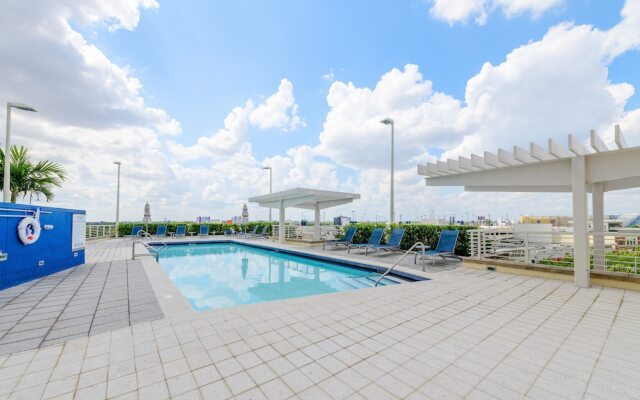 Miami World Rental - Midtown 1106